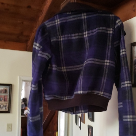 Jacket - Picture 3 of 3